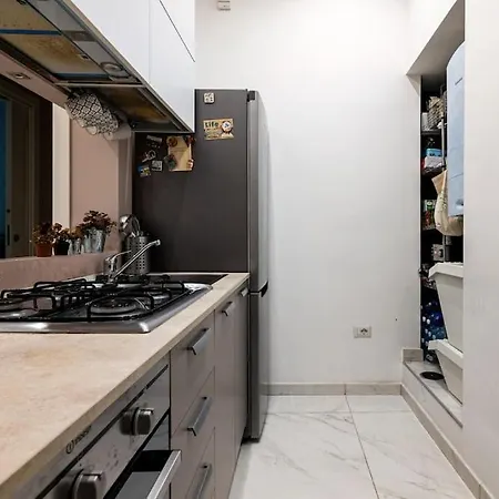 La Casa Di Ringhiera In Corso Sempione * Milan