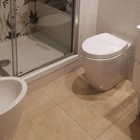 La Casa Di Ringhiera In Corso Sempione Apartment