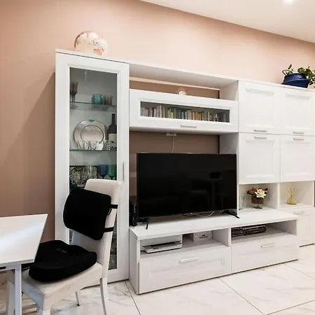 La Casa Di Ringhiera In Corso Sempione Milan